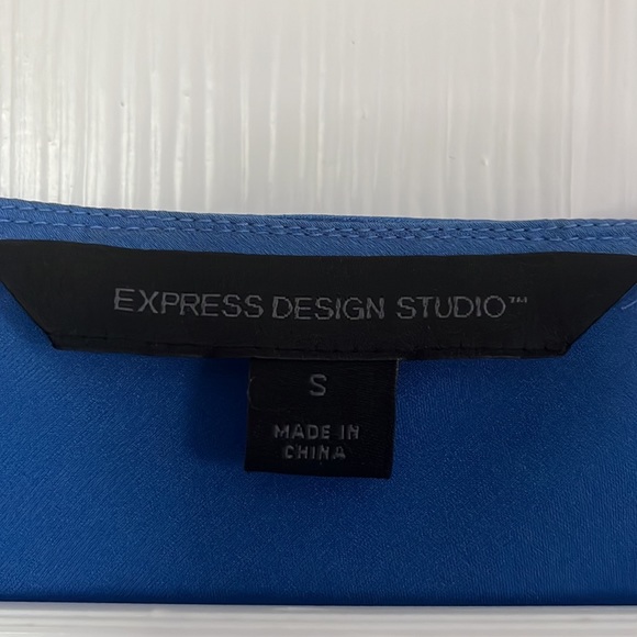 Beautiful silk blouse - Picture 4 of 6